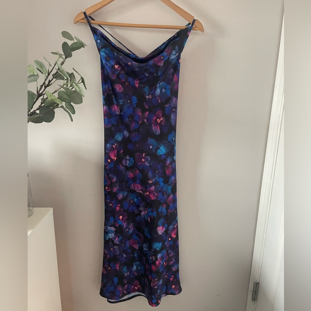 Cider Floral Pattern Midi Dress